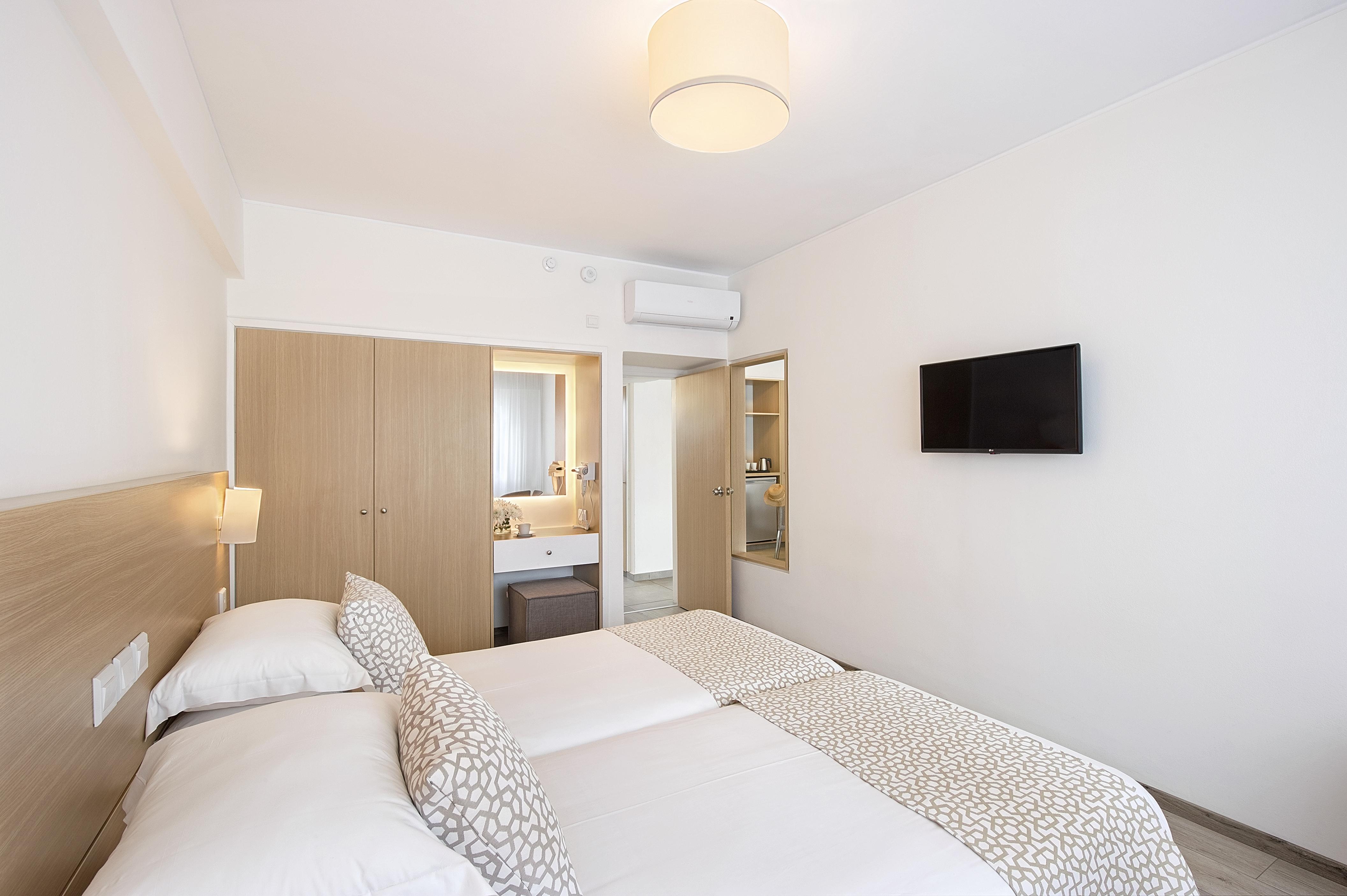 Sofianna Hotel Apartments Pafos Exterior foto